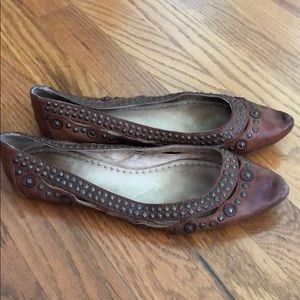 Frye Regina Disc Ballet Distressed Flats Sz 7.5